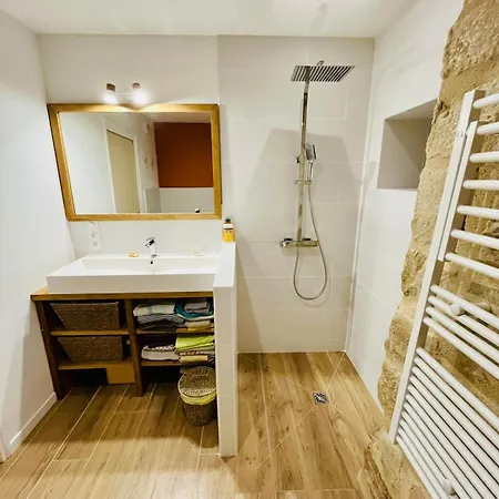 Grande Maison Familiale De Caractere Avec Piscine Chauffee *